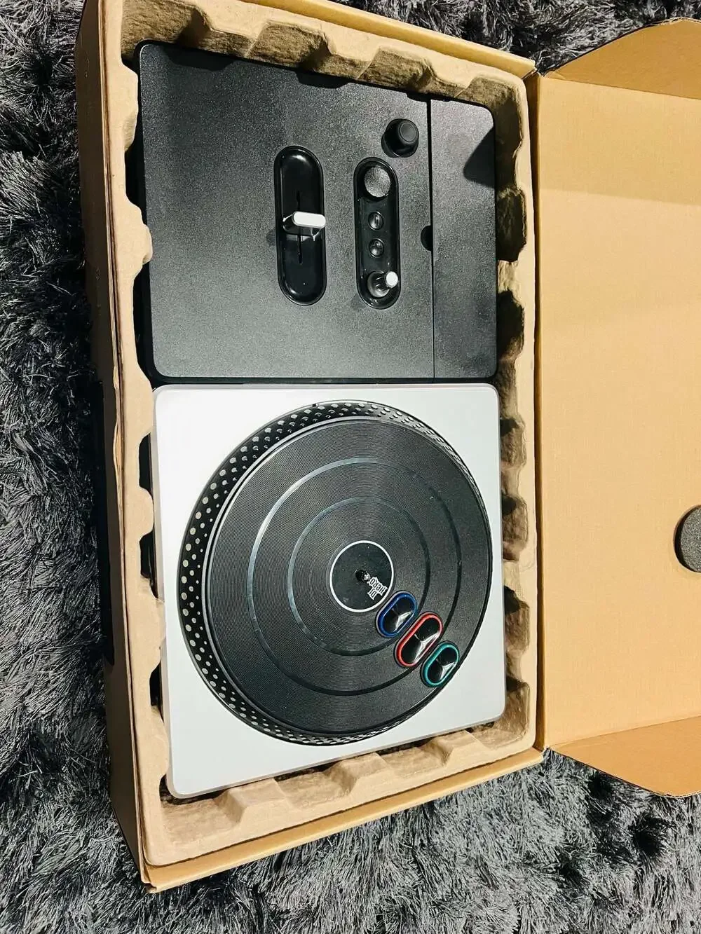 Wii DJ Hero Wireless Turntable and Mixing Board Controller in Box TESTED